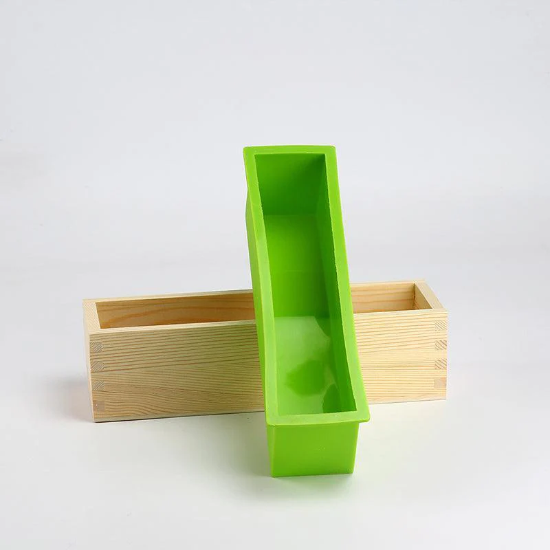 Silicone Soap Mold Set Cutter with Stainless Steel Wavy Blade - Image 4