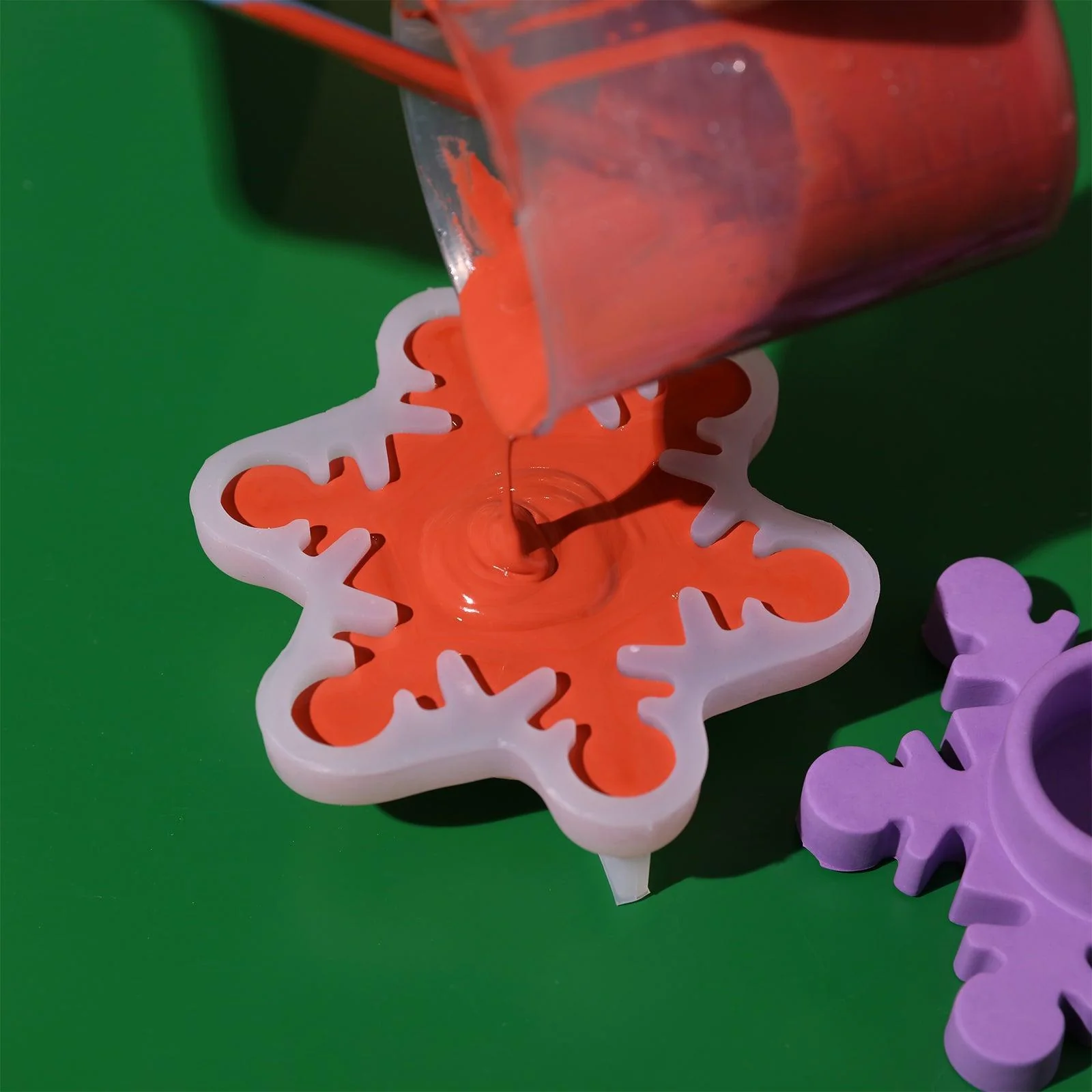 Christmas Snowman Tealight Candle Holder Silicone Mold - Image 3