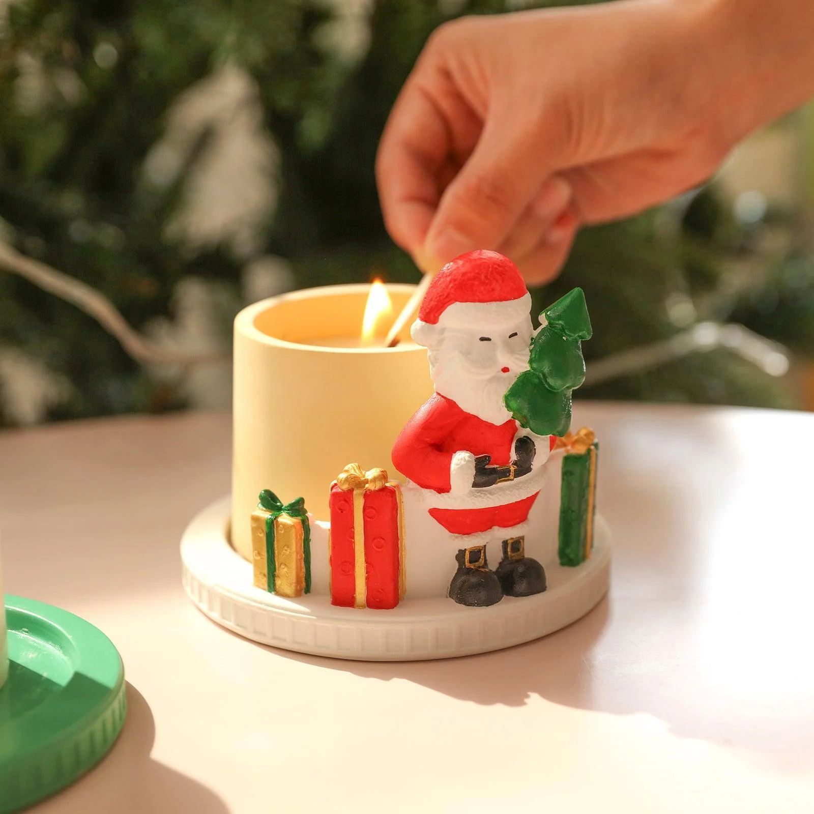 Merry & Bright Santa Candle Holder Silicone Mold - Image 8