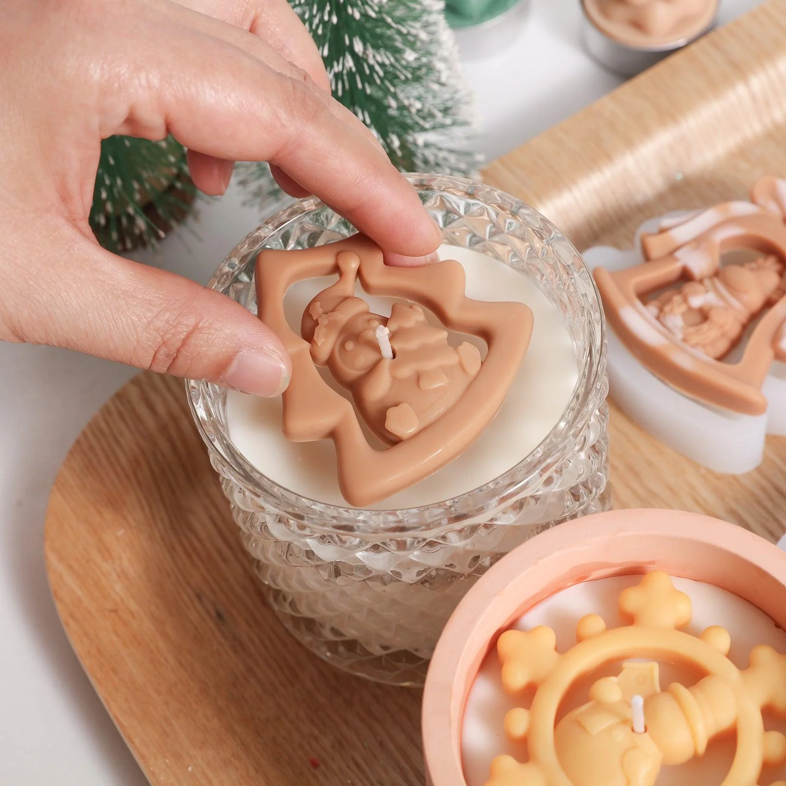 Christmas-Themed Candle Jar Decoration Silicone Mold - Image 3