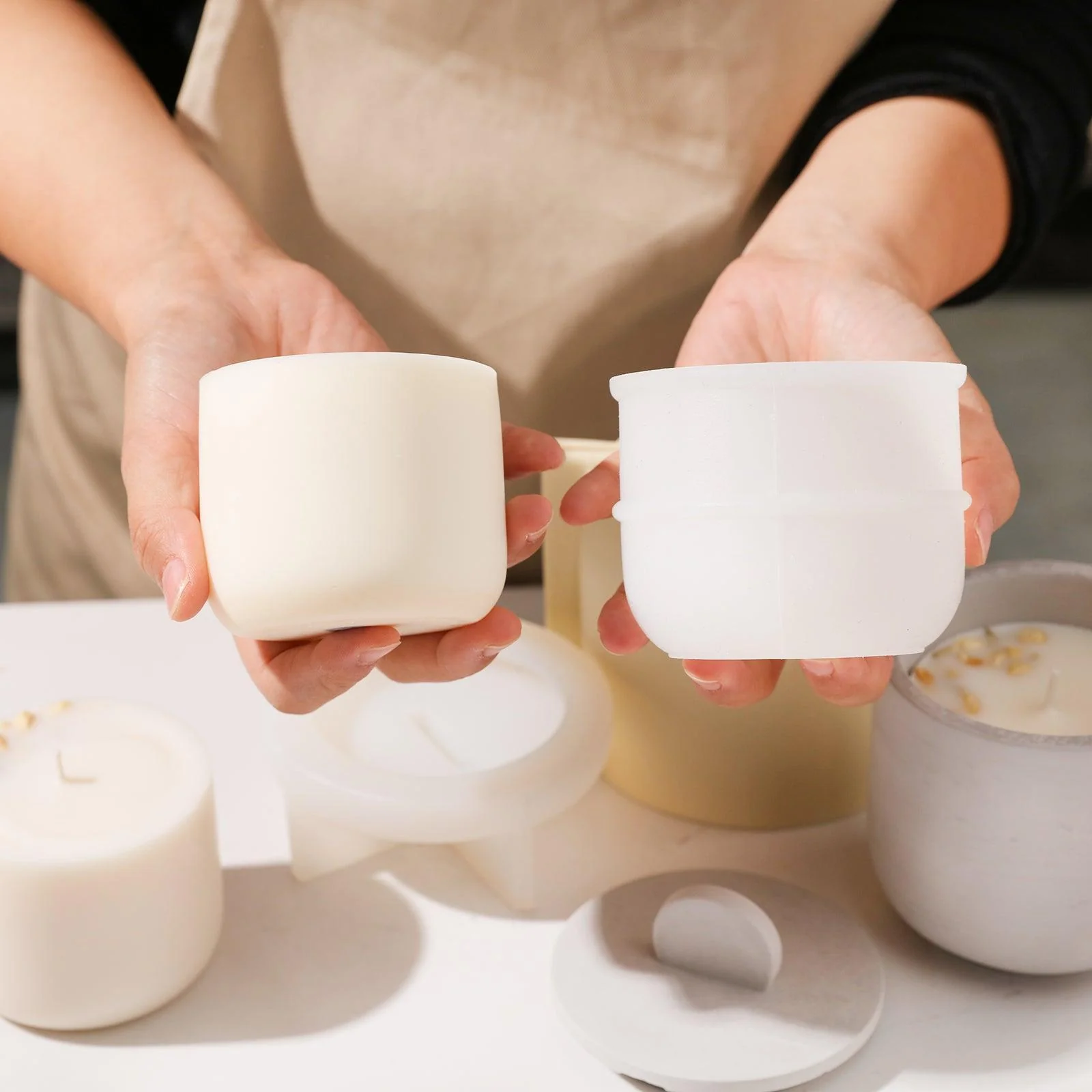 Simple Style Candle Jar & Raised Lids Silicone Mold With Refill Mold - Image 3