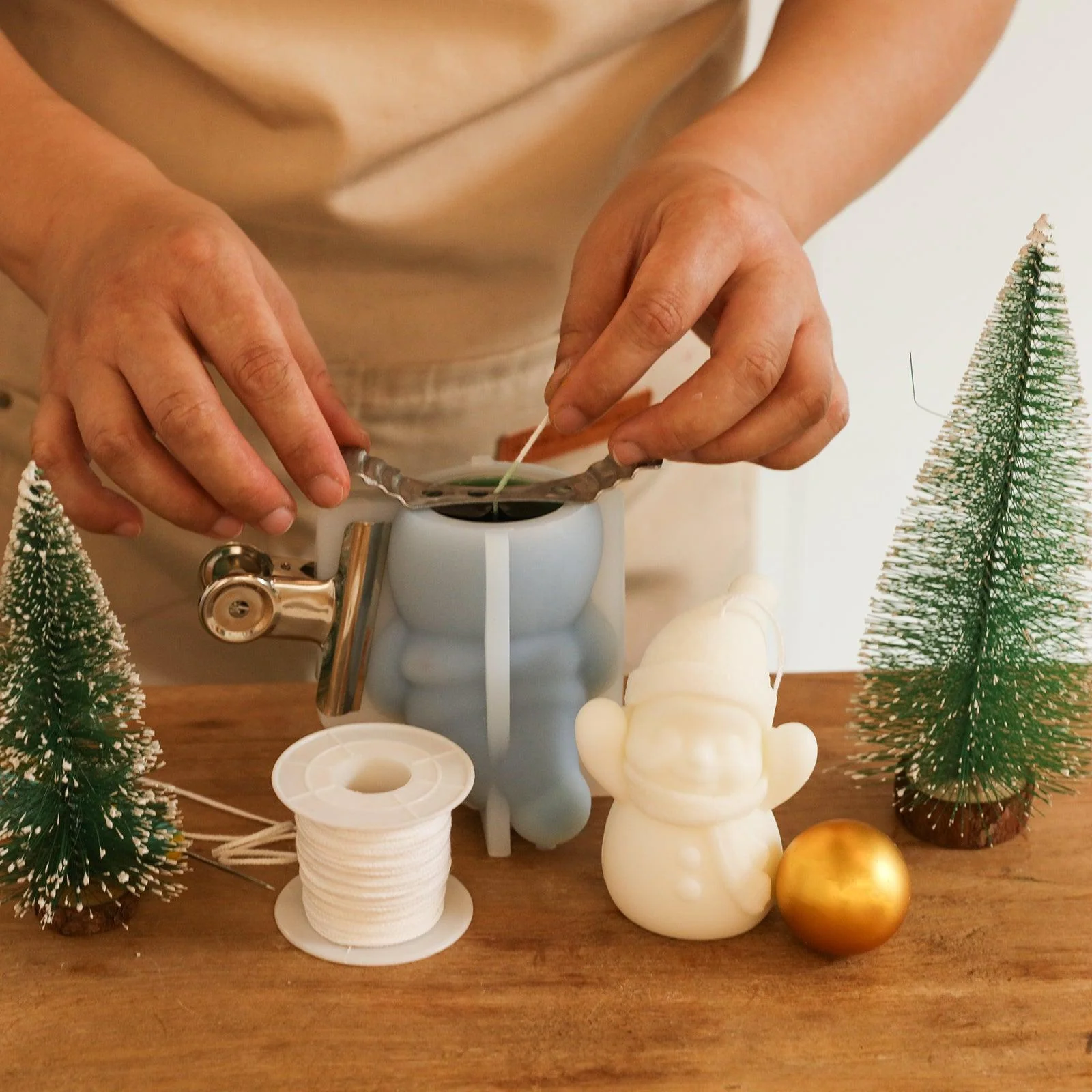 Cheering Snowman Candle Silicone Mold - Image 3
