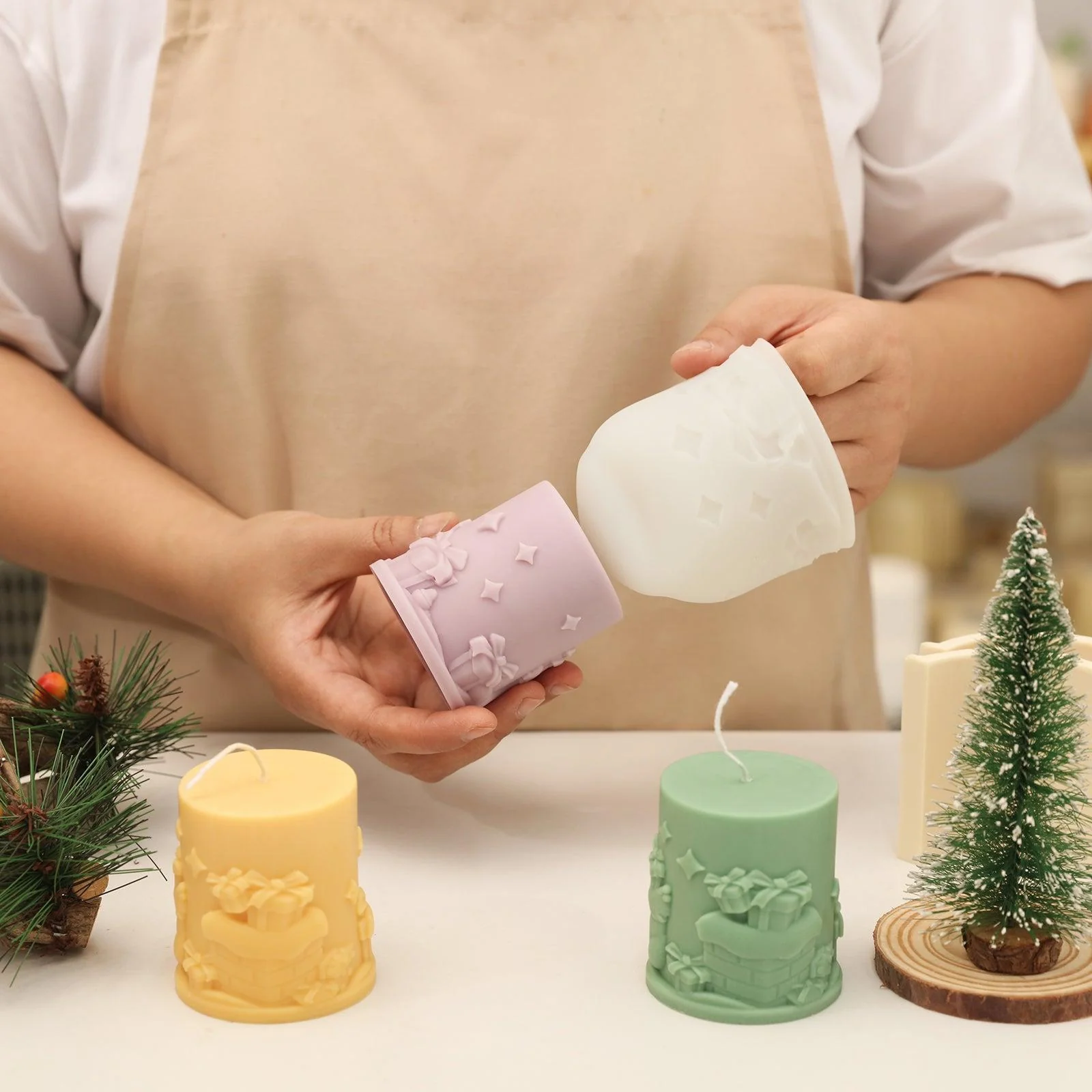 Embossed Christmas-themed Pillar Candle Mold - Image 2