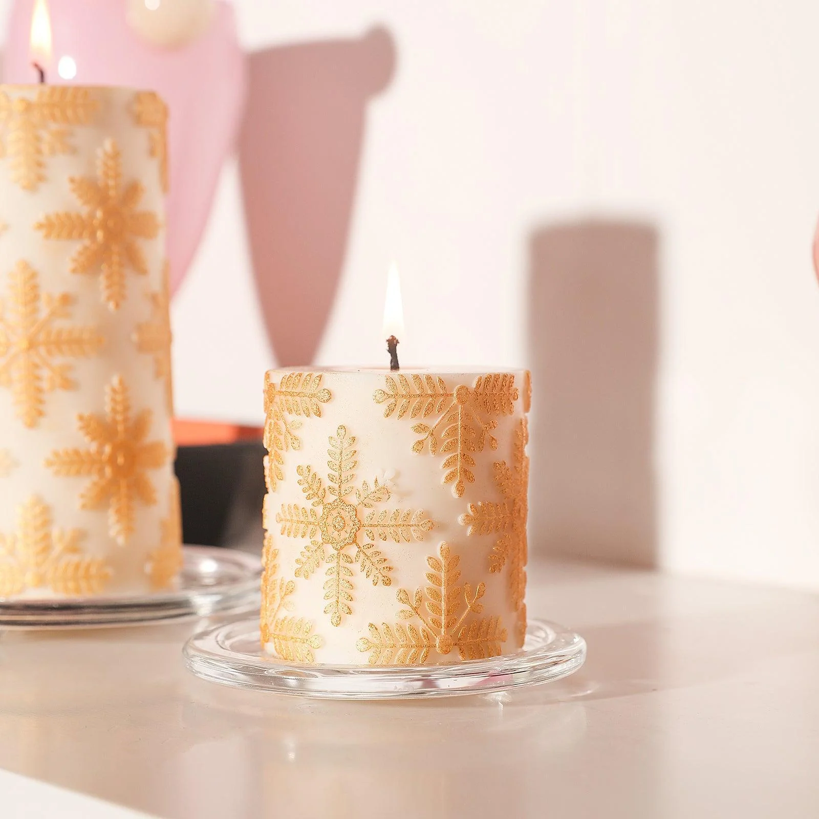 Short Snowflake Pattern Pillar Candle Silicone Mold - Image 4