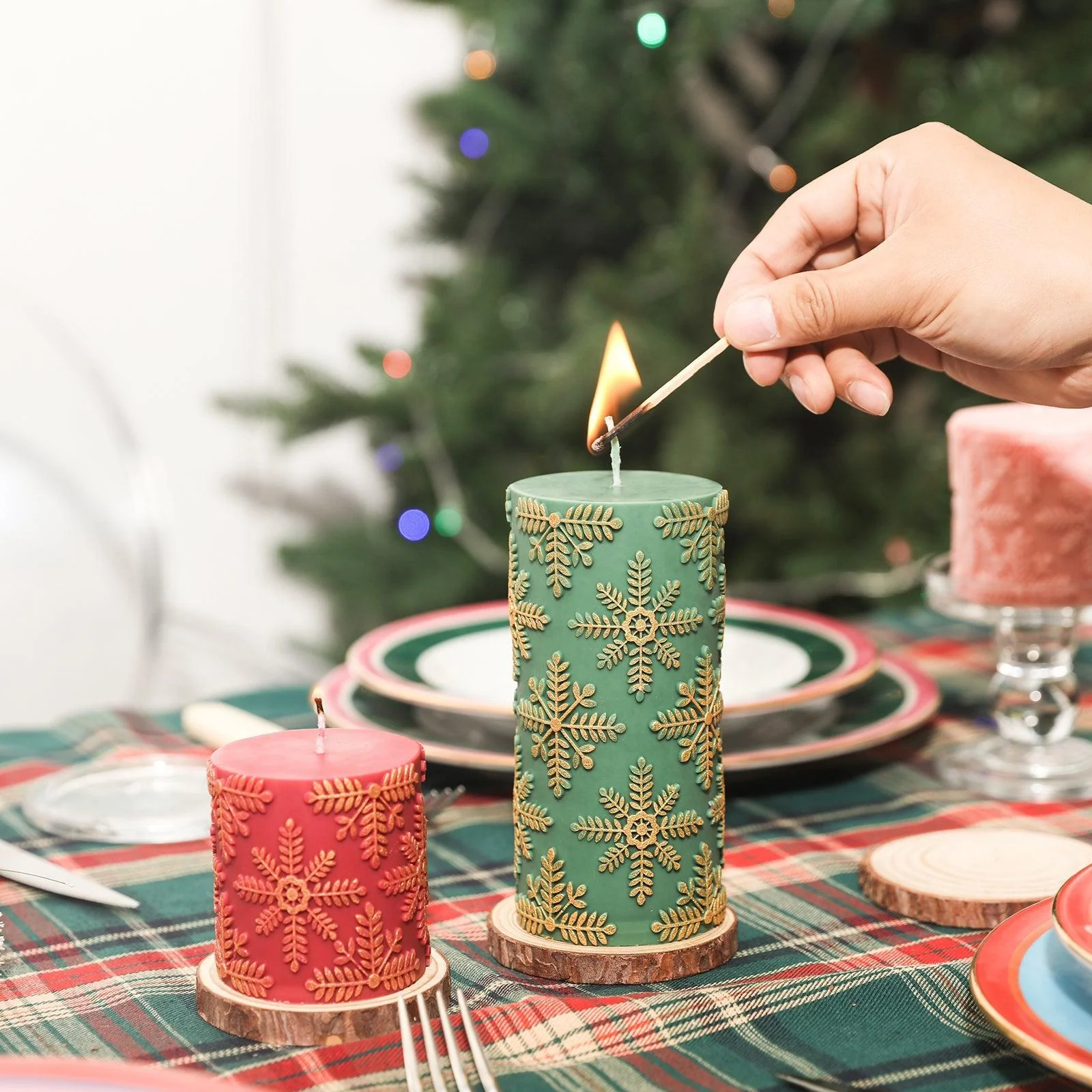Short Snowflake Pattern Pillar Candle Silicone Mold - Image 7