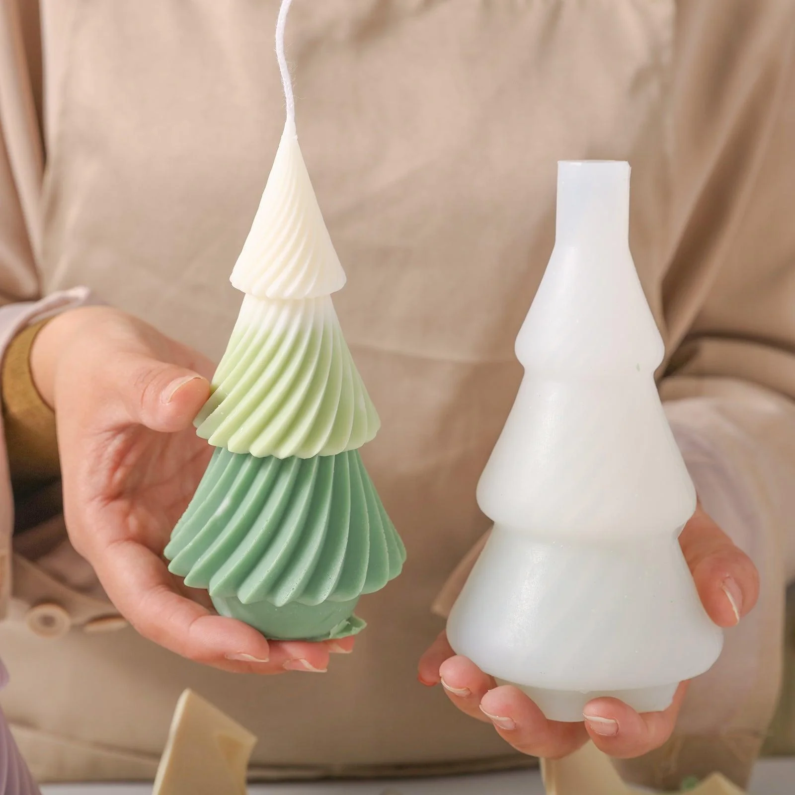 6'' Evergreen Christmas Tree Candle Silicone Mold - Image 2