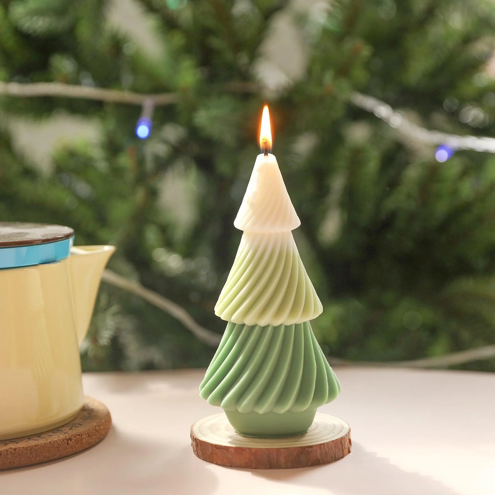 6'' Evergreen Christmas Tree Candle Silicone Mold - Image 4