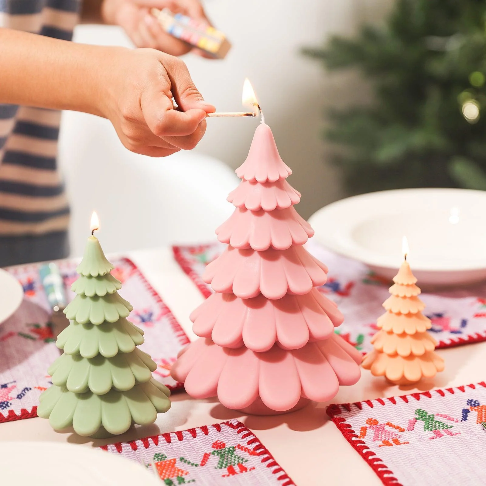 Layered Christmas Tree Candle Silicone Mold - Image 4