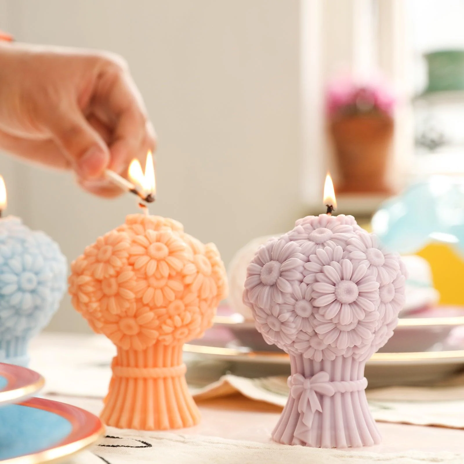 Daisy Bouquet Flourishing Candle Silicone Mold - Image 6