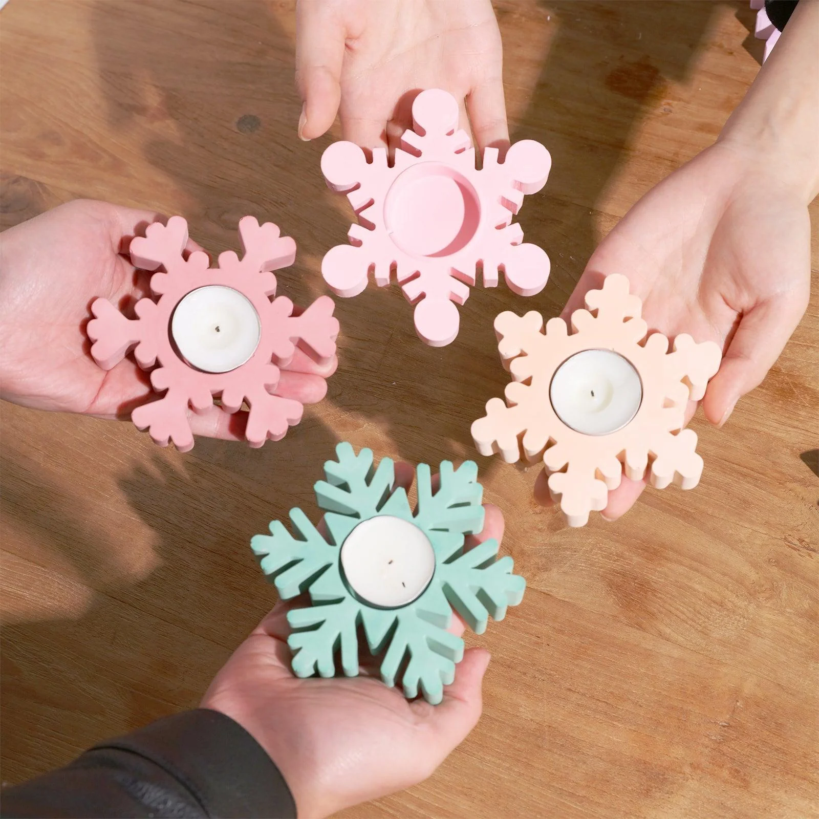Christmas Snowflake Tealight Candle Holder Silicone Mold - Image 10