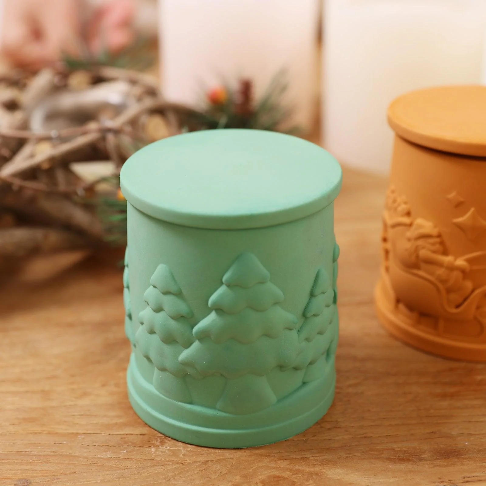 Christmas Themed Candle Jar with Lid Silicone Mould - Image 7
