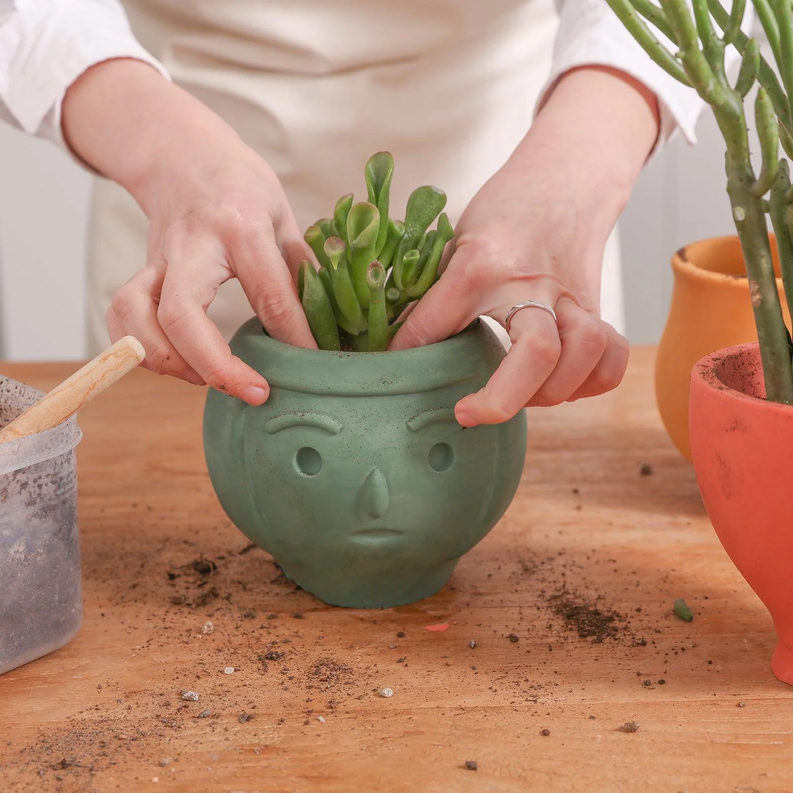 Love Family Concrete Plant Pot Silicone Mold - Image 3