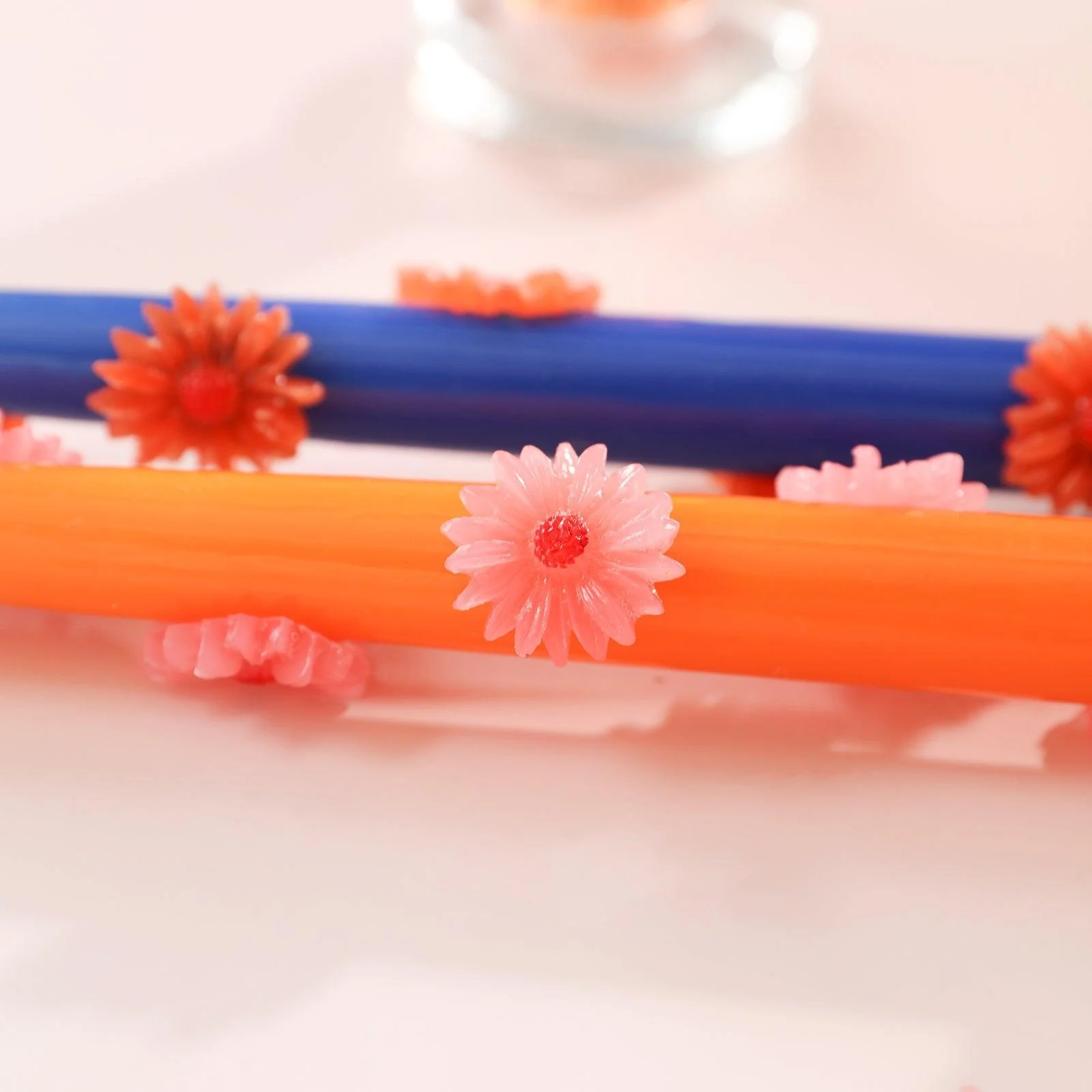 BLOSSOM Taper Candle Daisy Delight - Set of 2 - Sunset Orange & Deep Blue-Long Version - Image 3