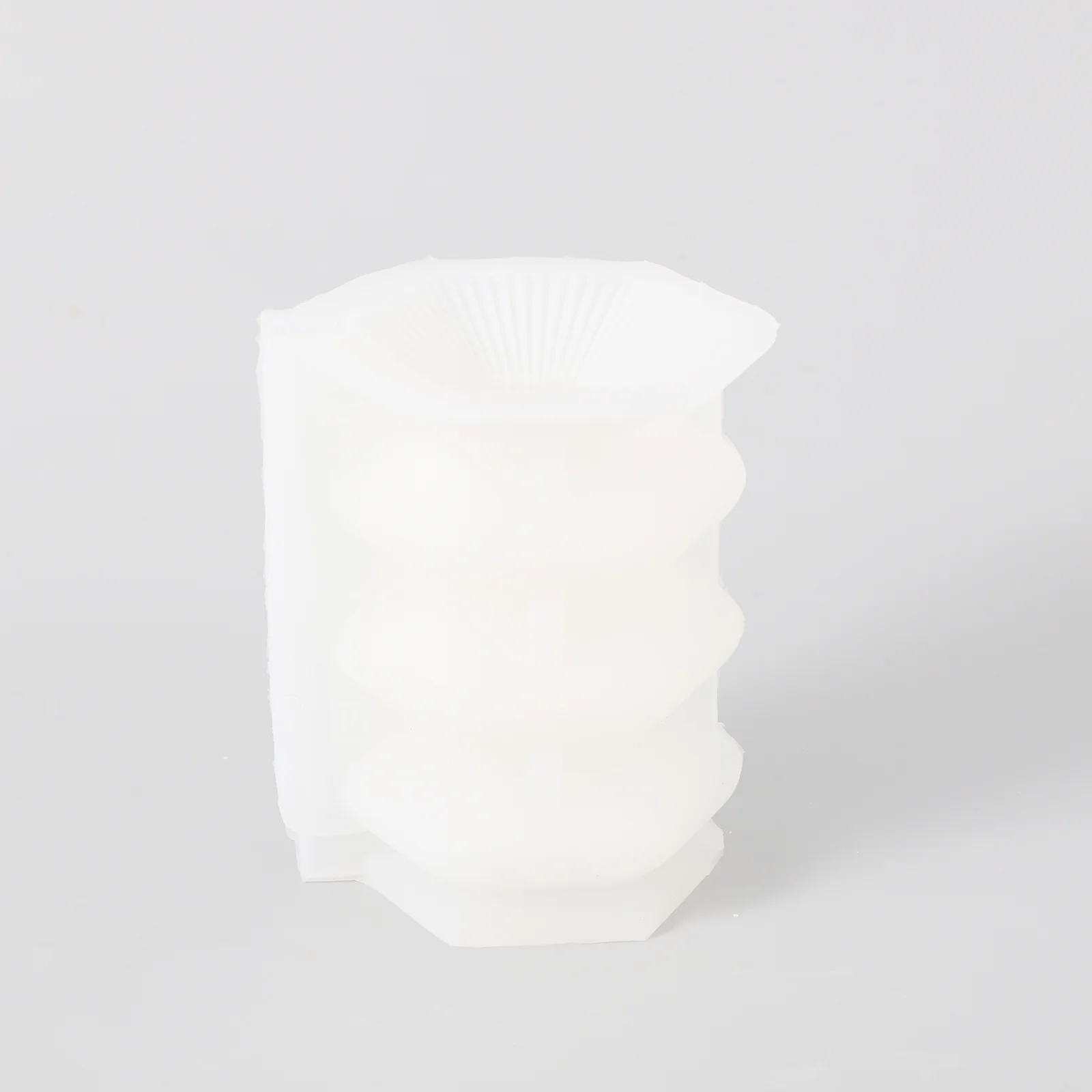 Geometric Ribbed Candle Silicone Mold - Image 7