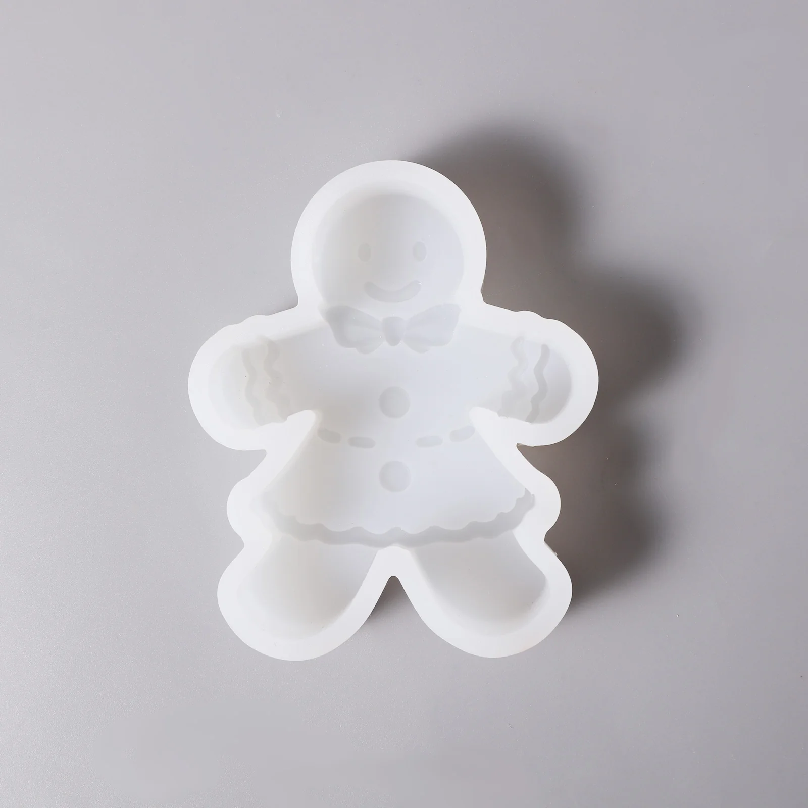 The Gingerbread Mama Silicone Candle Mold - Image 7