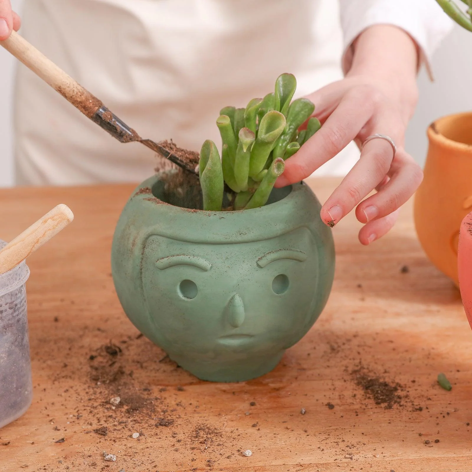 Concrete Cute Face Head Plant Pot Silicone Mold - Image 5