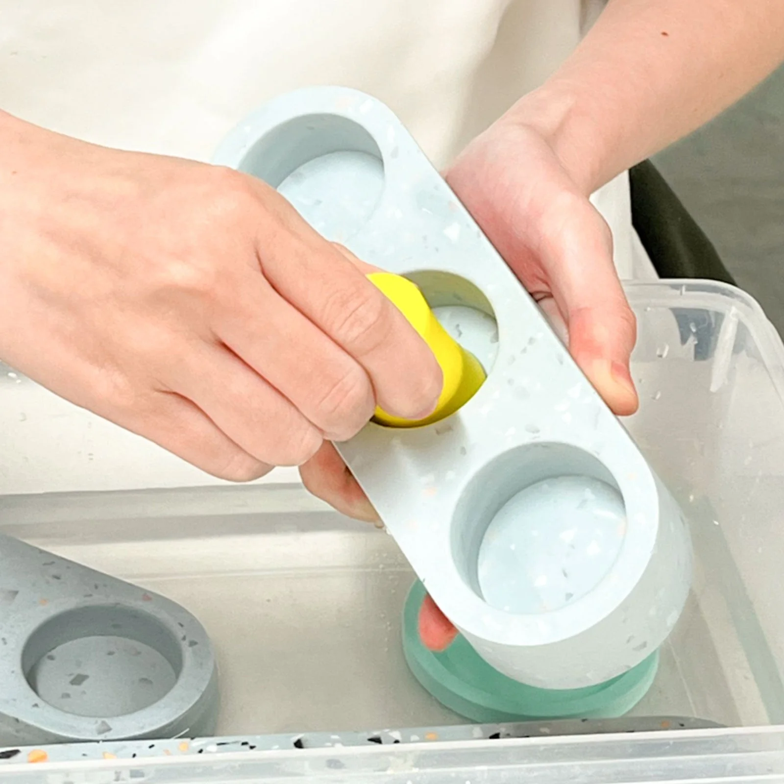 Hook and Loop Terrazzo Hand Sander - Image 5