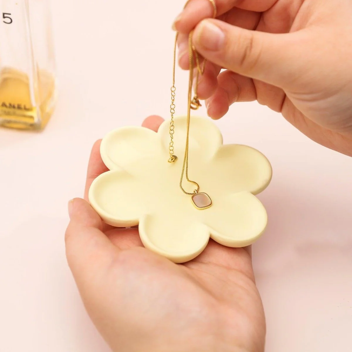 Kishkreations × Boowan Nicole ｜ Gentle Flora Blossom Tray Silicone Mold - Image 7