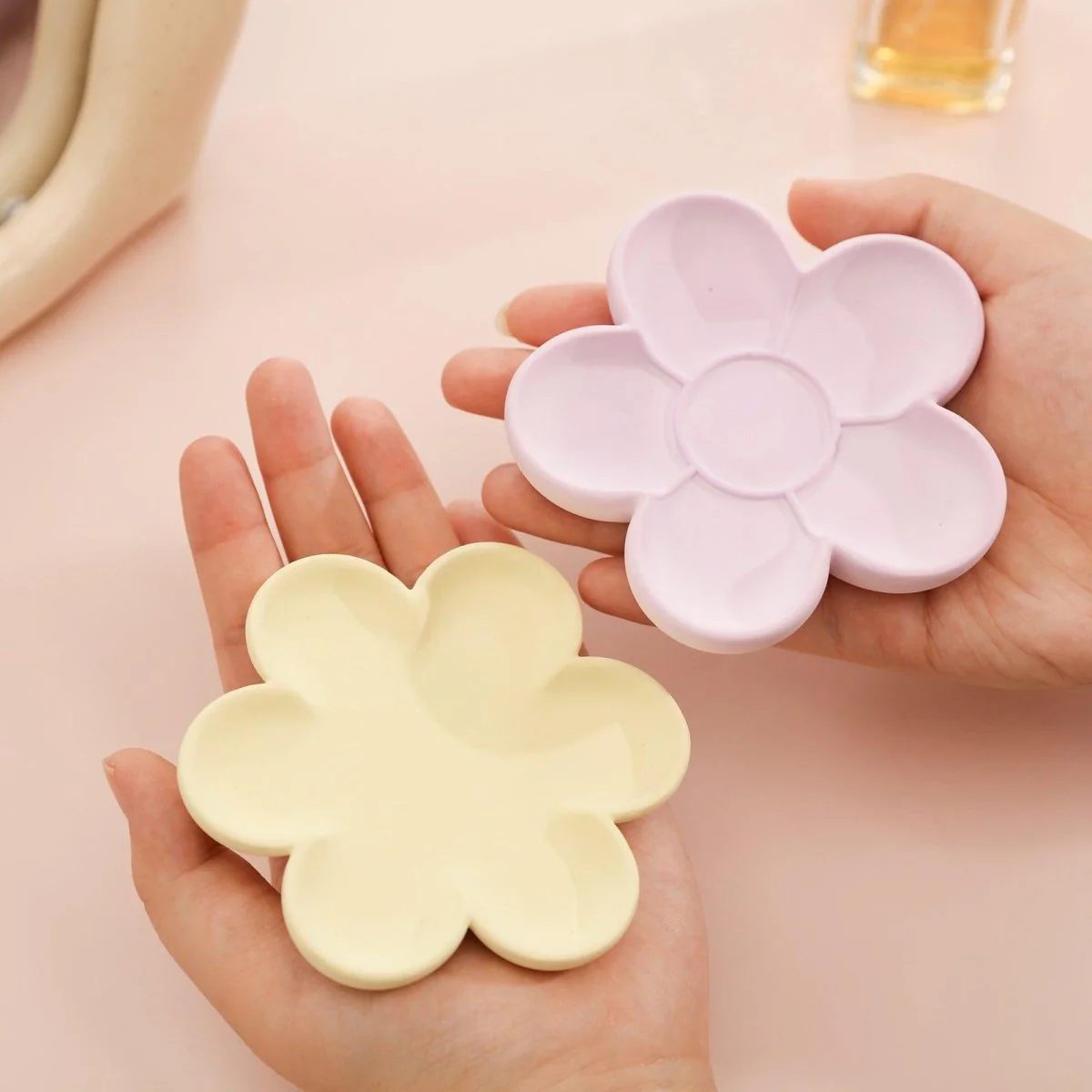 Kishkreations × Boowan Nicole ｜ Gentle Flora Blossom Rimmed Tray Silicone Mold - Image 8