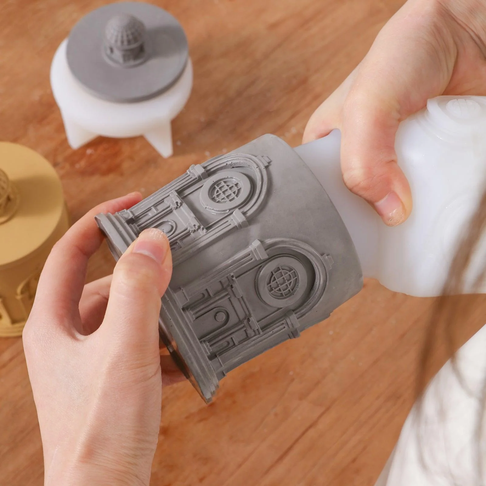 Architectural Style Candle Jar Silicone Mold - Image 2