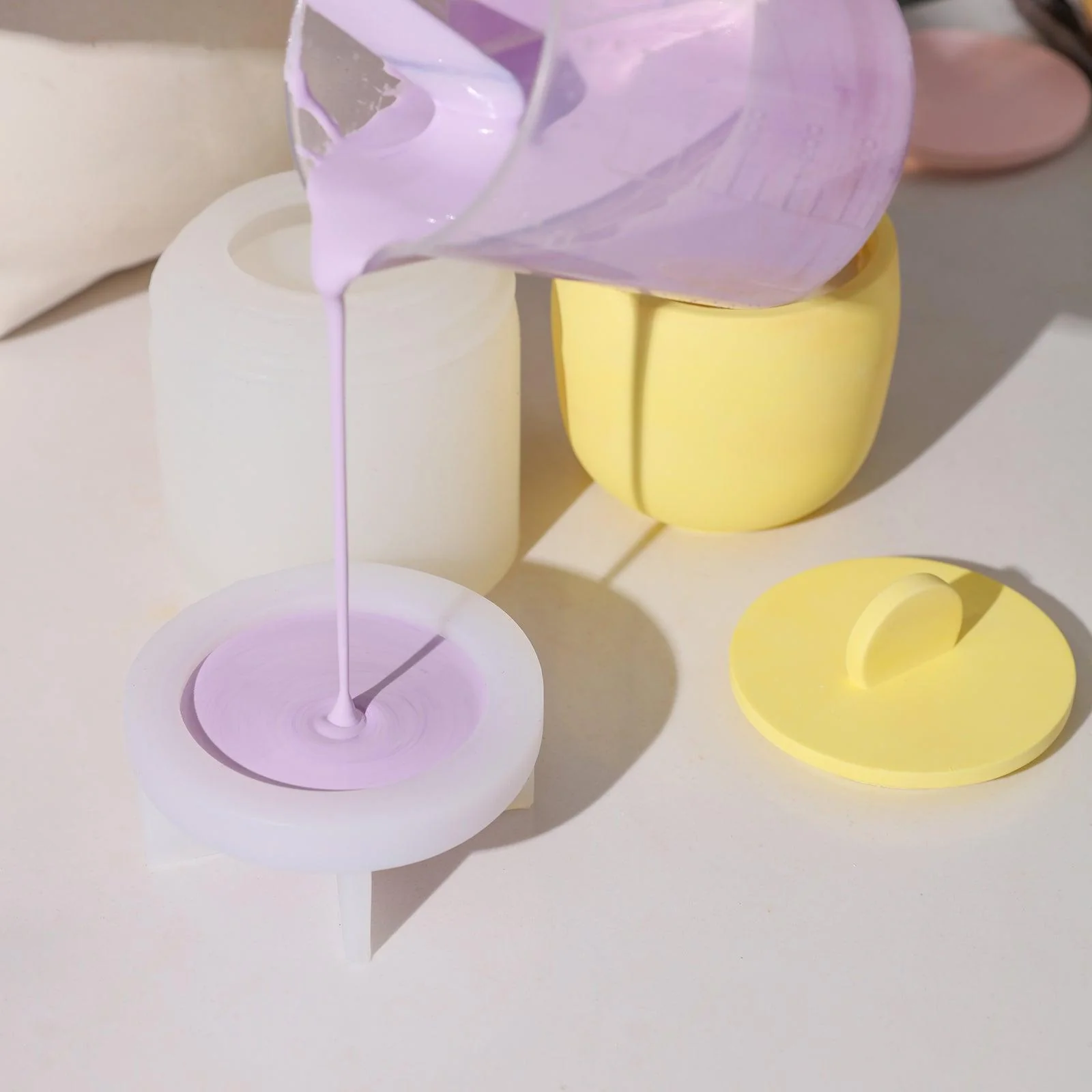 Simple Style Candle Jar with Lids Silicone Mold - Image 3