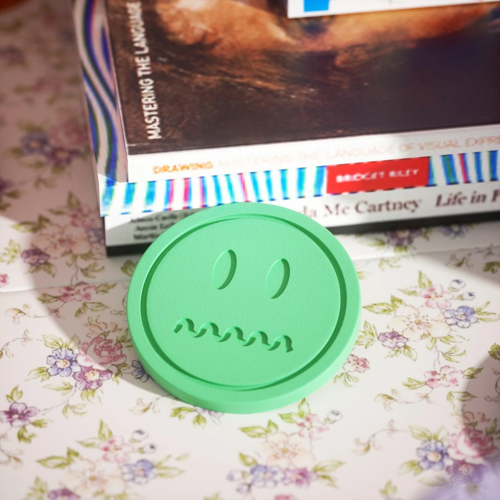 Emoticon-Ⅳ Concrete Coaster Silicone Mould - Image 4