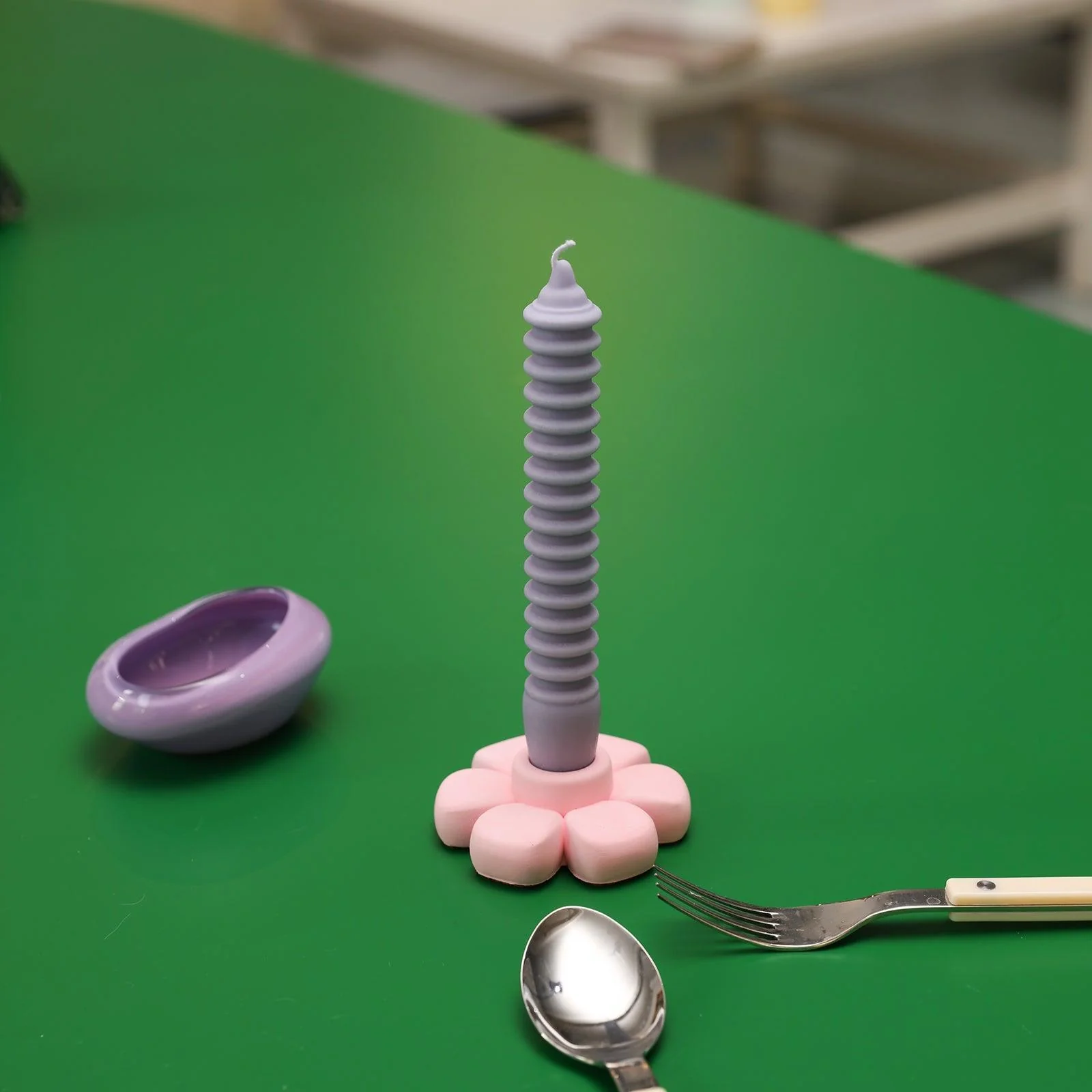 Horizontal Spiral Taper Candle Silicone Mold - Image 6