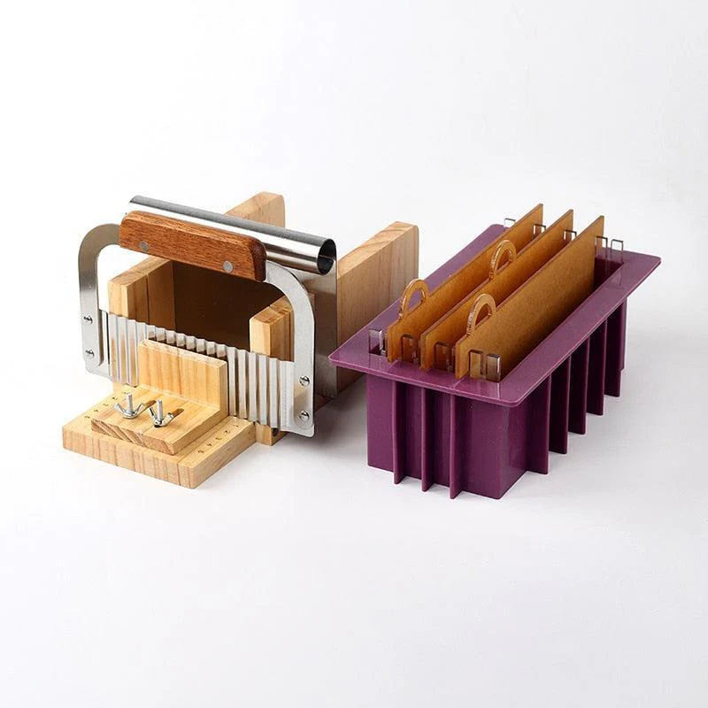 Nicole Handmade Soap Making Supplies Set with 2 Soap Cutters and Dividers - Image 6