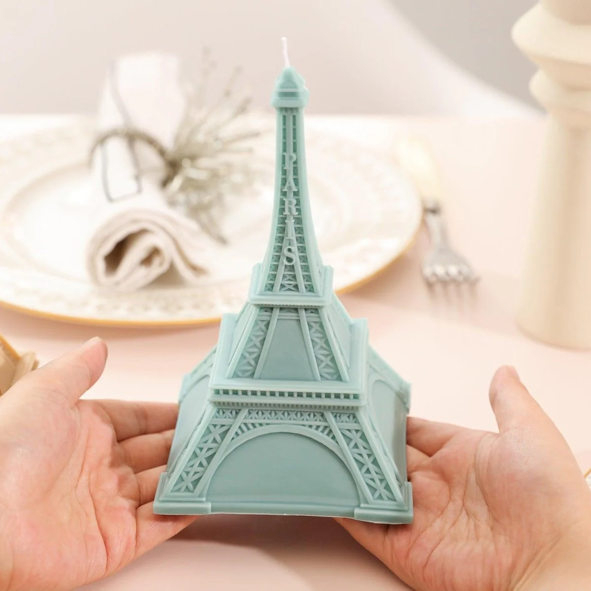 6.5-Inch Eiffel Tower Candle Silicone Mold - Image 7