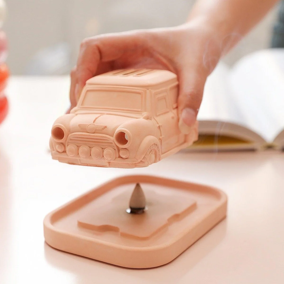 Retro-styled Car-Shaped Incense Burner Silicone Mold - Image 7