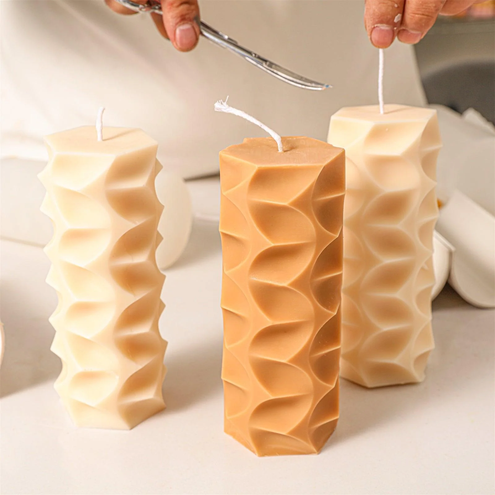 Sculptural Candle Silicone Mold - Image 5