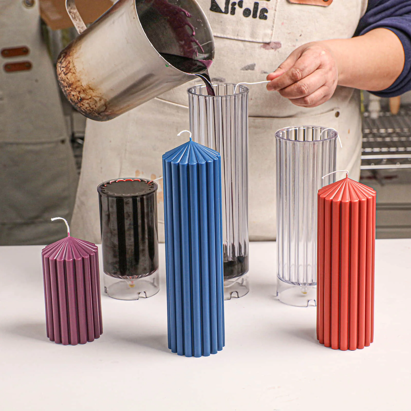 Serene Fluted Acrylic Pillar Candle Mold - Image 4