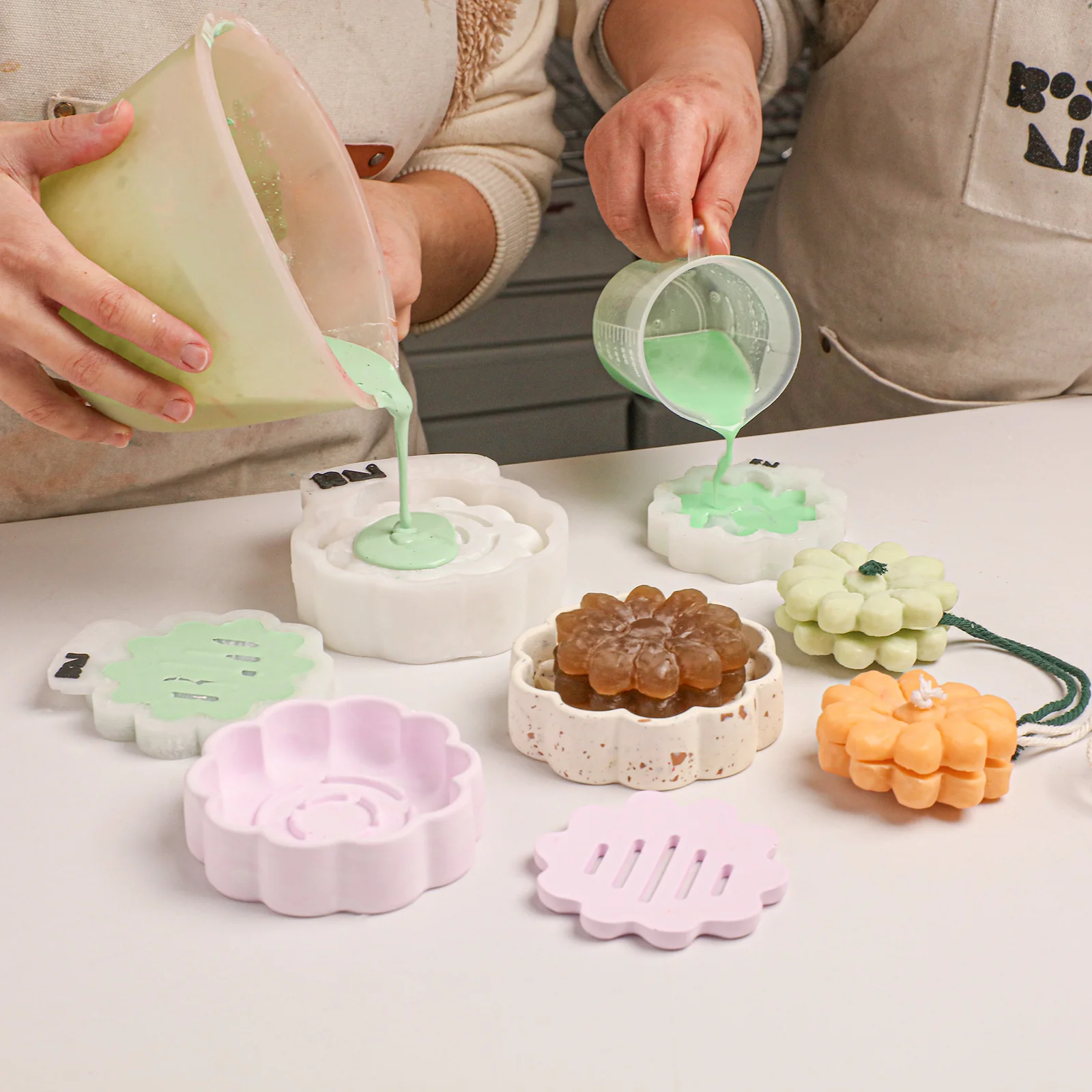 Blooming Moment Soap & Dish Silicone Mold Set - Image 5