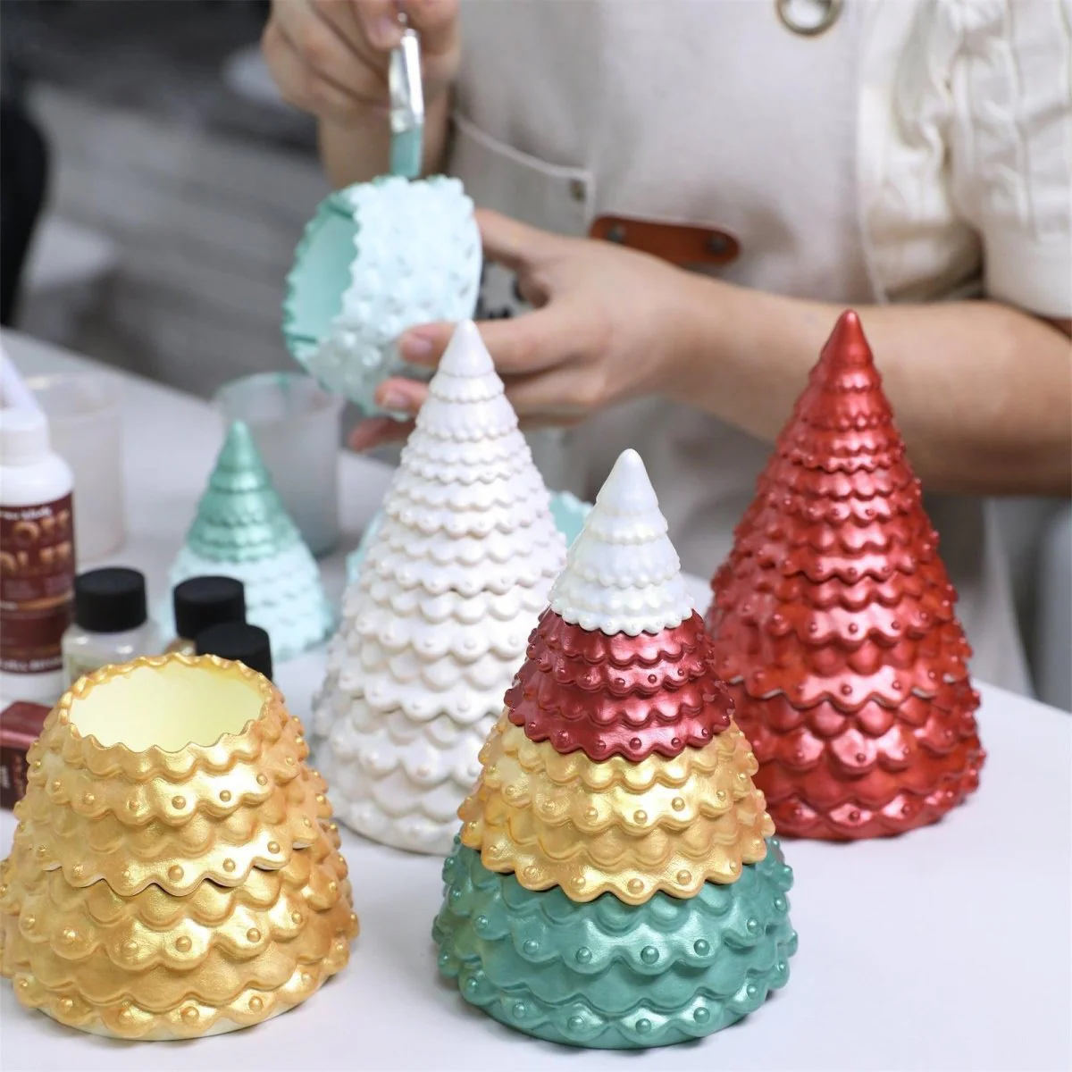 Gleaming Stacking Christmas Tree Candle Jar Silicone Mold - Image 4