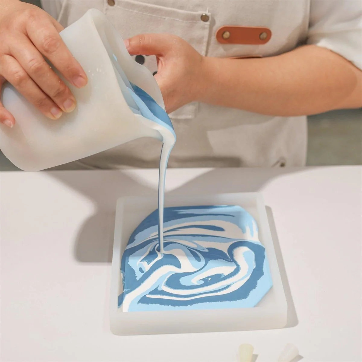 studio.mARTinchen × Boowan Nicole | Rectangle Slate Plaque Silicone Mold - Image 4
