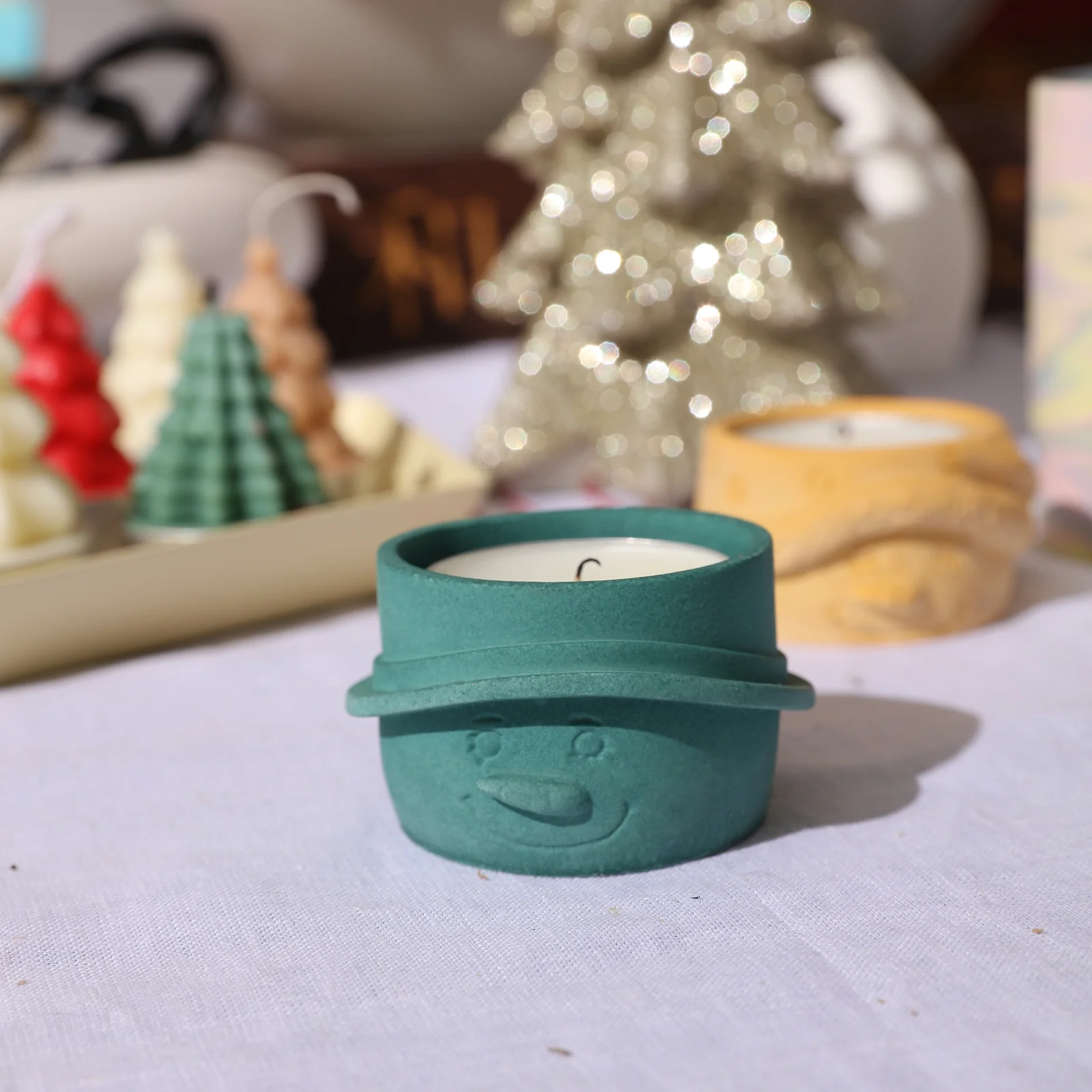 Christmas Snowman Tealight Candle Holder Silicone Mold - Image 4