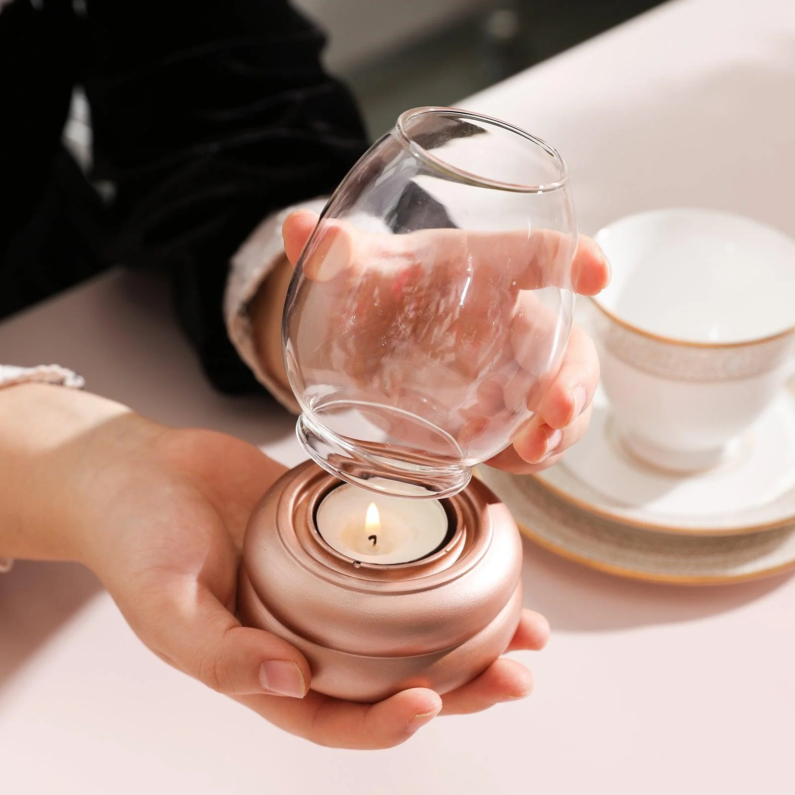 Windproof Glass Cover Tealight Holder Concrete Silicone Mold - Image 5