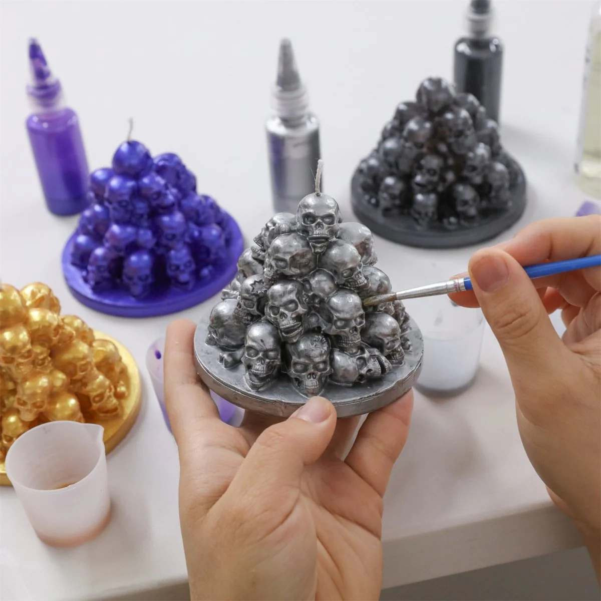 The Skull Mound Candle Silicone Mold - Image 4