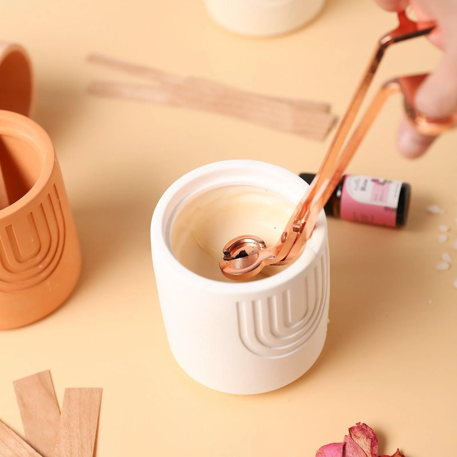 Wooden Candle Wicks & Flat Wick Clips - Image 14