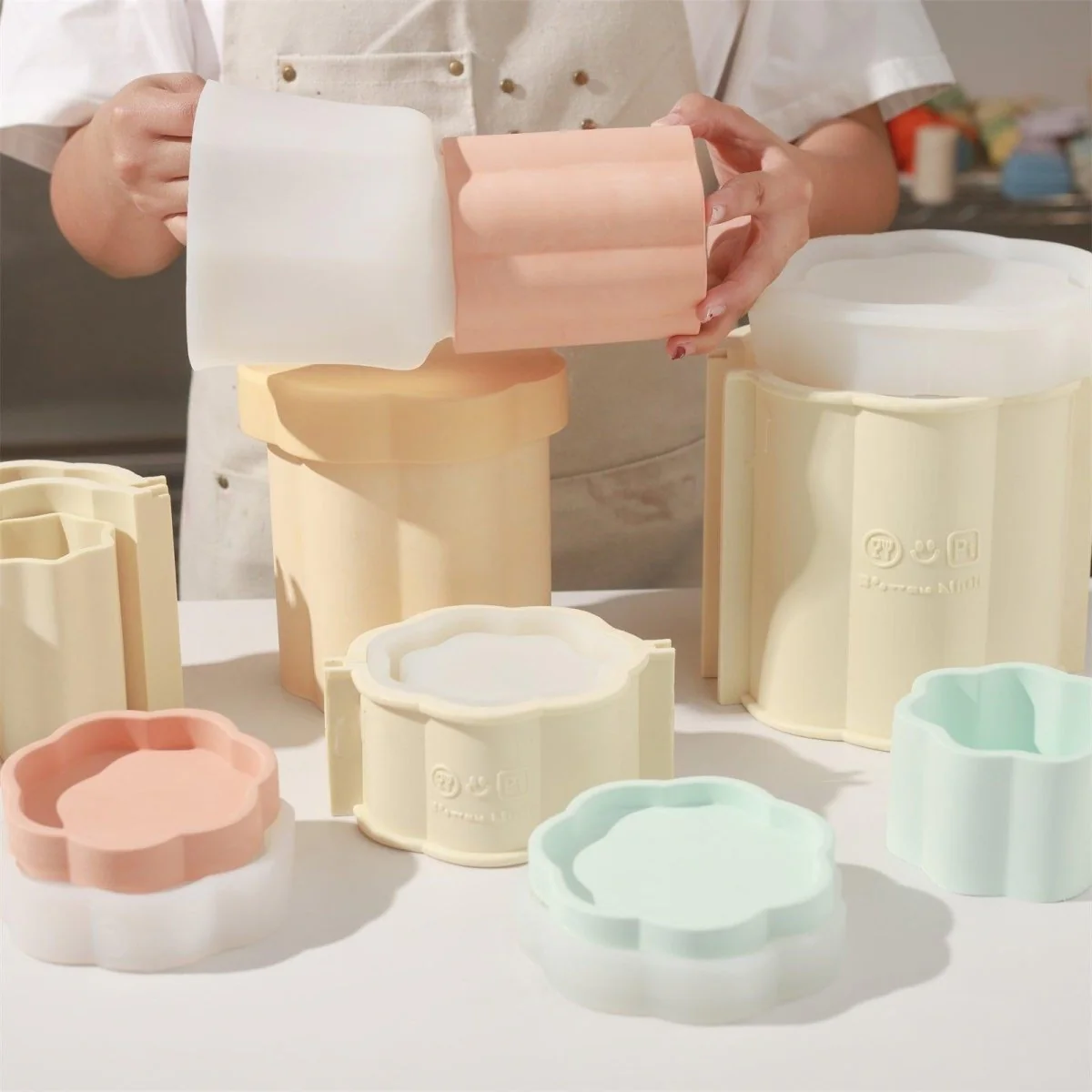 Floral Column Storage Jar Silicone Mold - Image 3