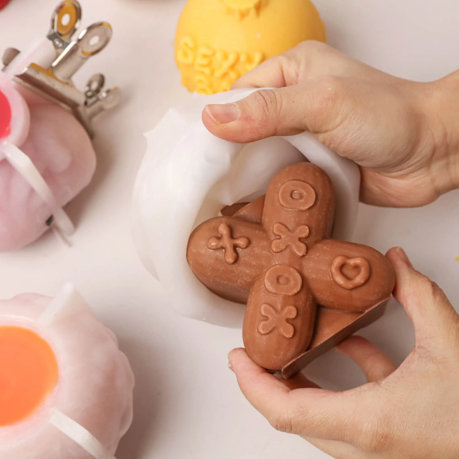 XOXO Boomy Love Candle Silicone Mold Collection - Image 6